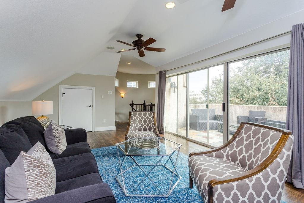 Sterling Bowser - Residential Lease