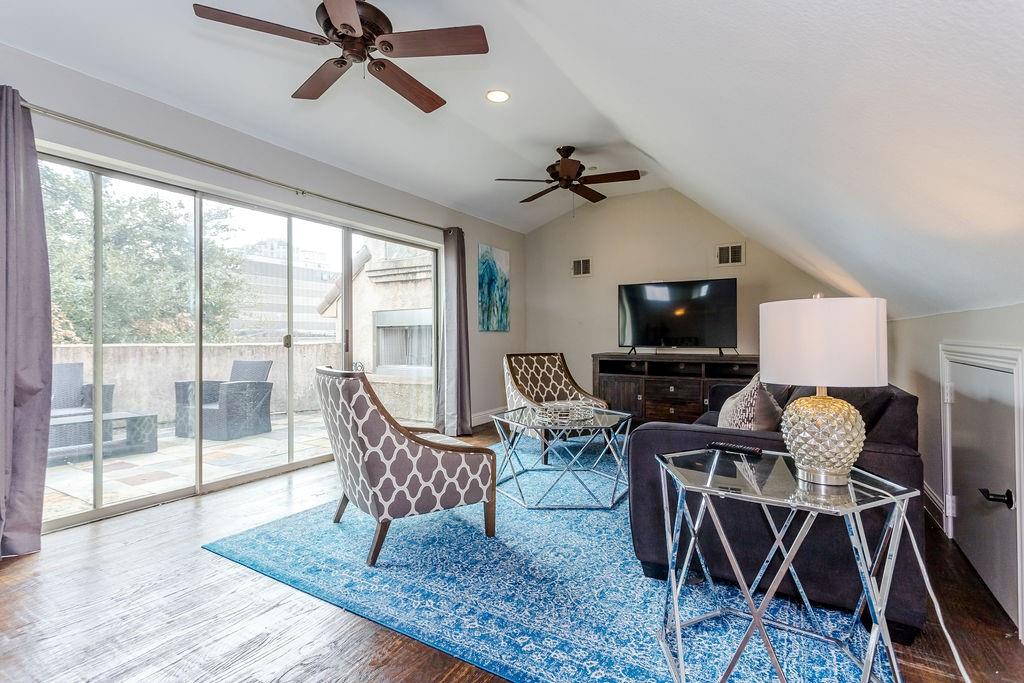 Sterling Bowser - Residential Lease