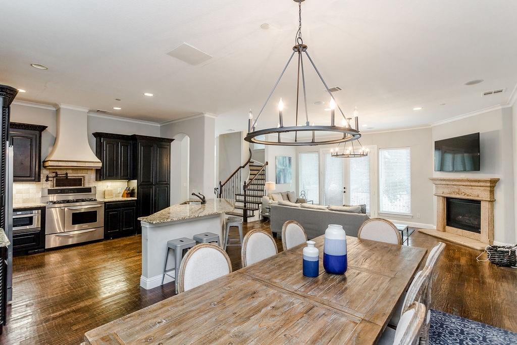 Sterling Bowser - Residential Lease