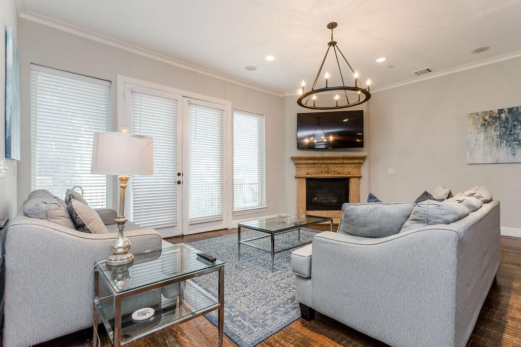 Sterling Bowser - Residential Lease