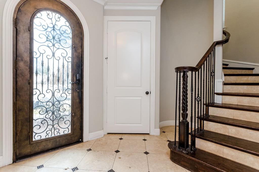 Sterling Bowser - Residential Lease