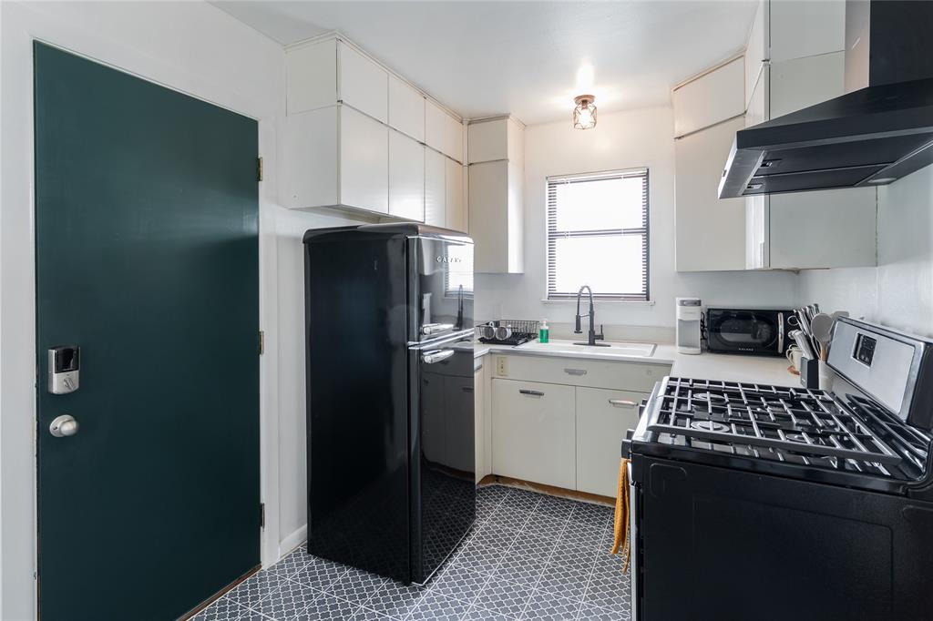 Hampton Square - Residential