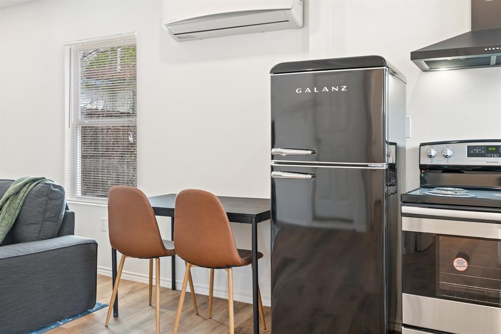 Hampton Square - Residential