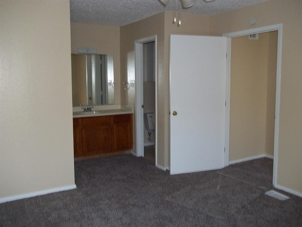 Dynasty 02 - Residential Lease