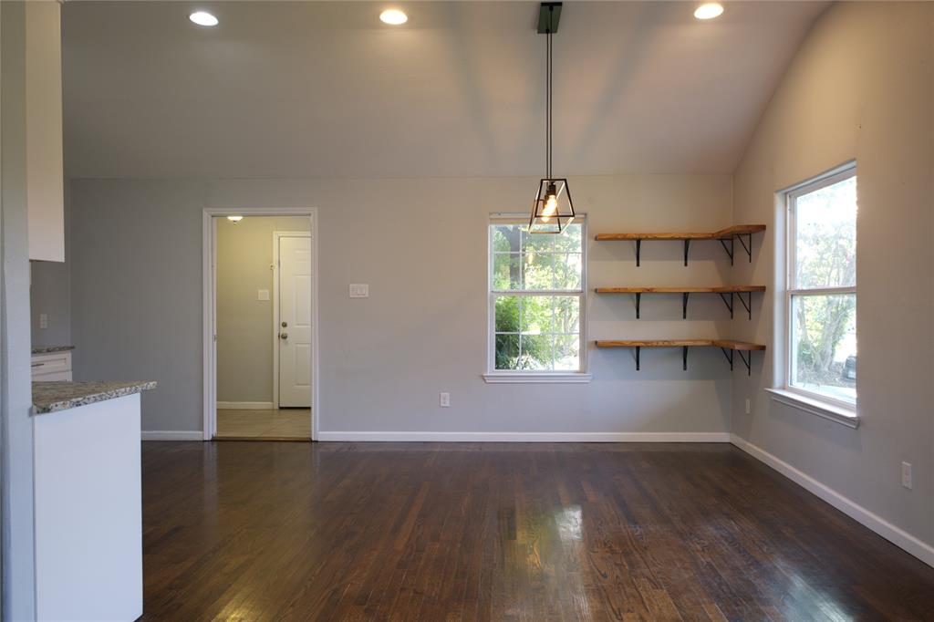 402 E Center Street