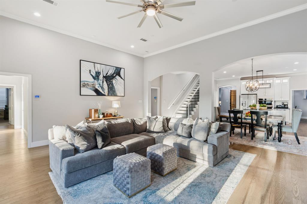 410 Willowview Drive