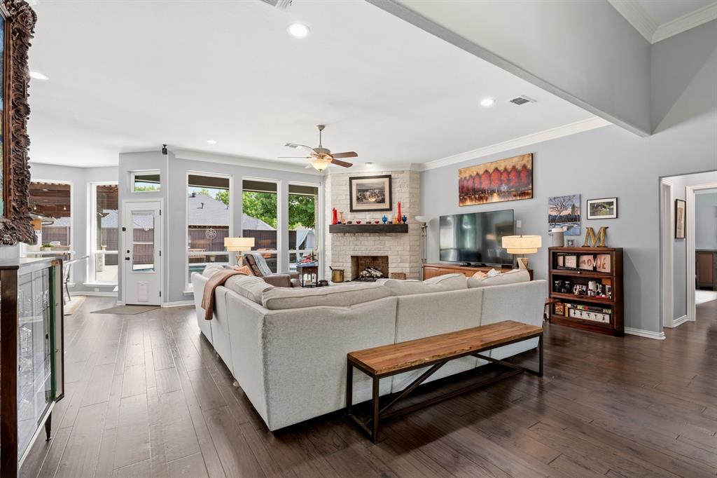 10 Trailside Court