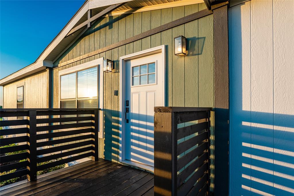 W H MCBEE TR 2 - Residential