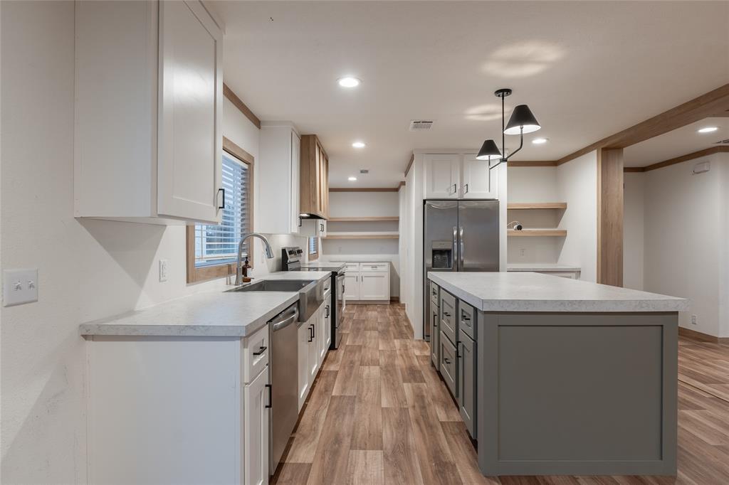 W H MCBEE TR 2 - Residential