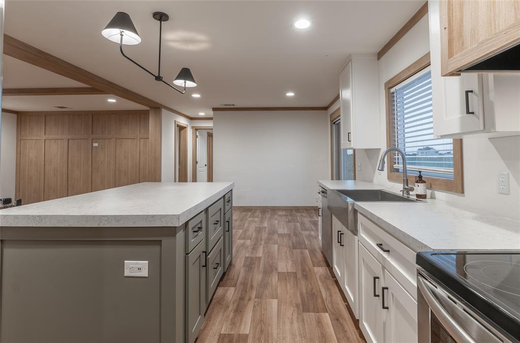 W H MCBEE TR 2 - Residential