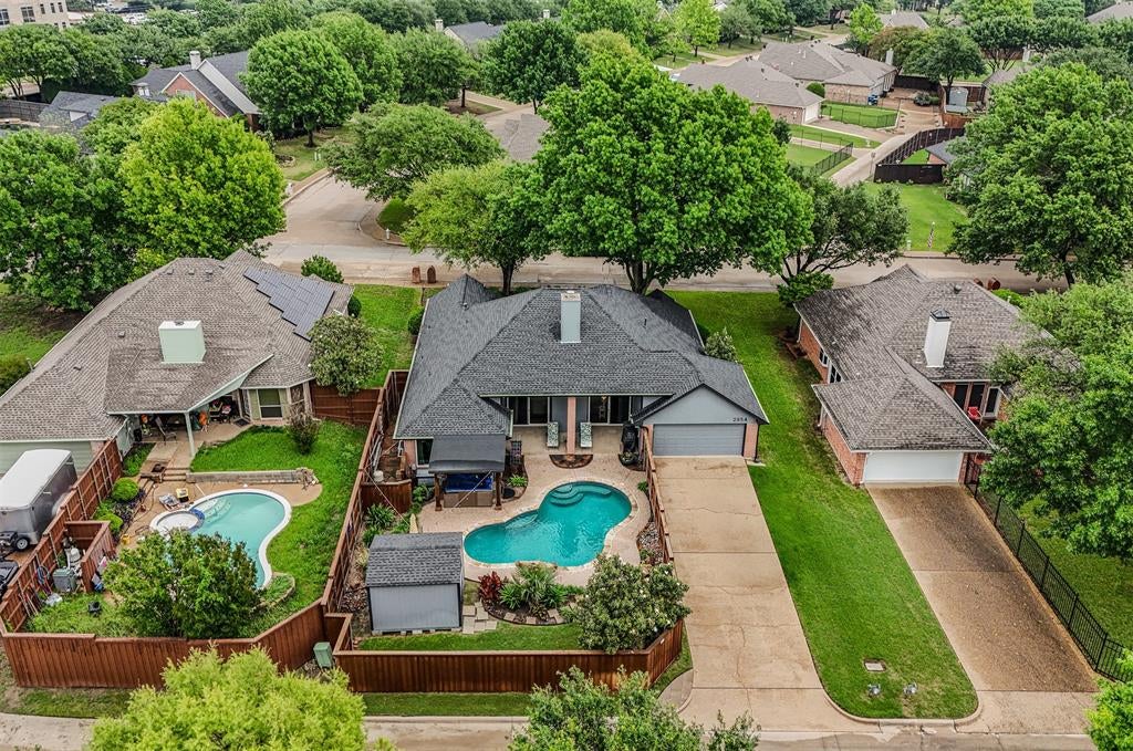 2954 Oak Drive