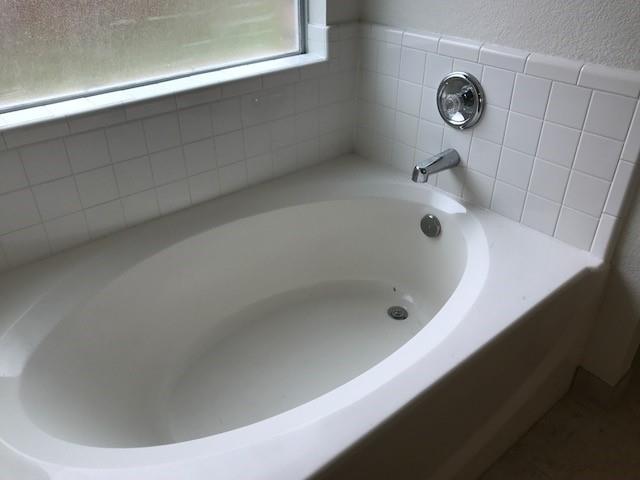 Fox Hollow Estates Ph II - Residential Lease