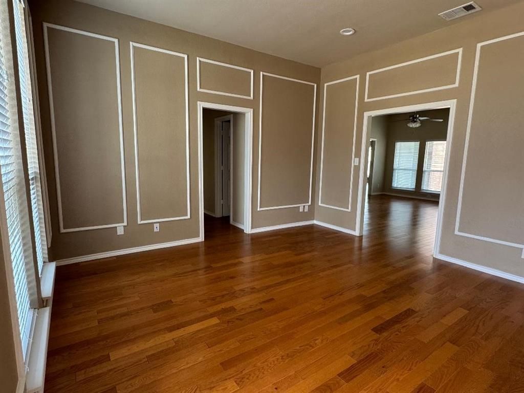 Photo of 2069 Whispering Cove, Lewisville, TX 75067 (MLS # 21194318)