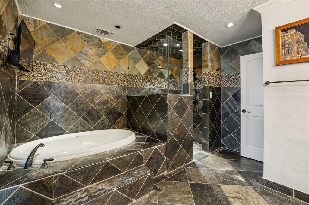 TROPHY CLUB OAK HILL - Residential