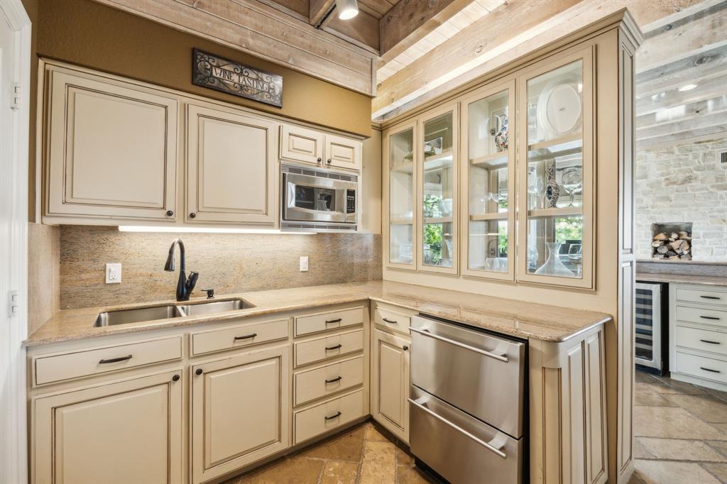 TROPHY CLUB OAK HILL - Residential