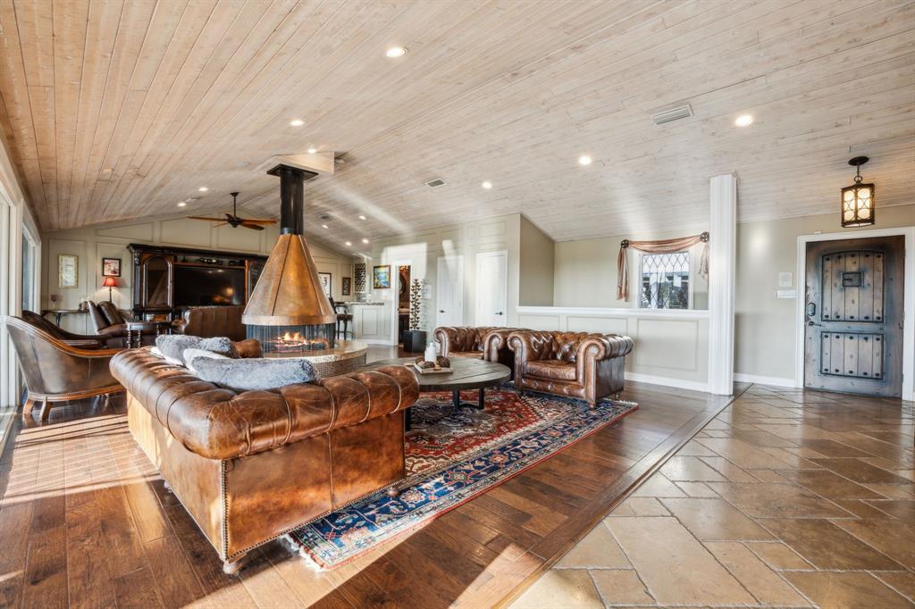 403 Hilltop