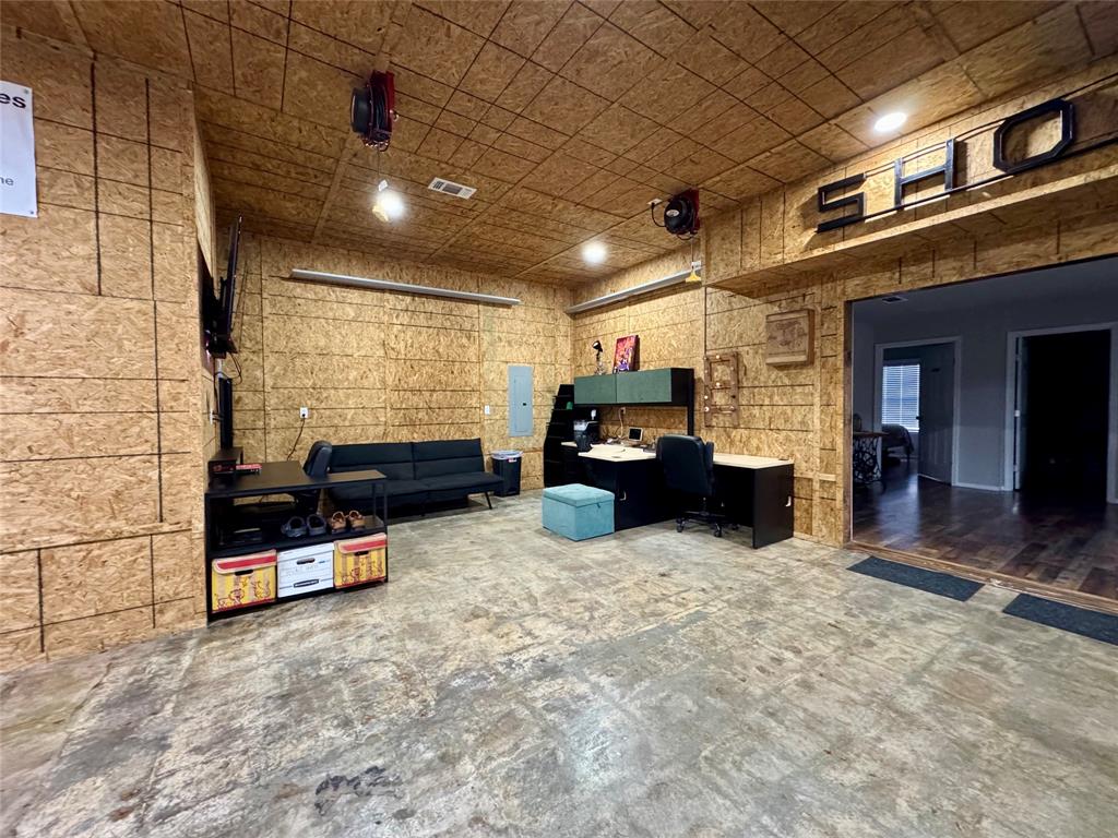 Stevens Add - Commercial Sale