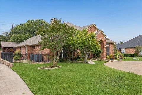 Photo of 3402 Juniper Court, Rowlett, TX 75088 (MLS # 21263911)