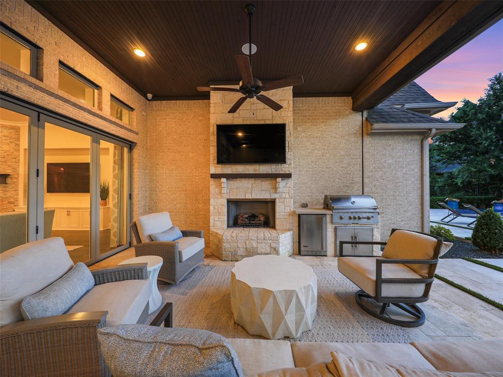 Winding Creek - Residential