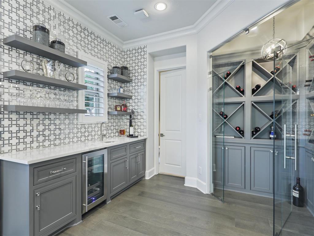 Winding Creek - Residential