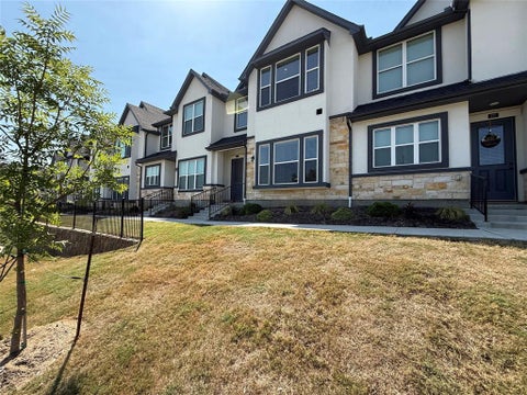 Photo of 267 Mule Deer Mews, Frisco, TX 75068 (MLS # 21368687)