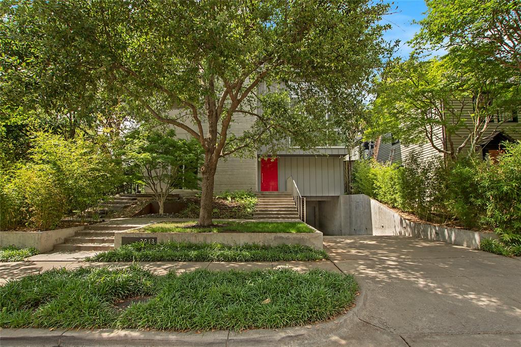 2913 Sale Street