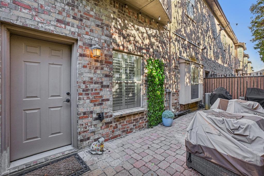 Manors At Valley Ranch - Residential