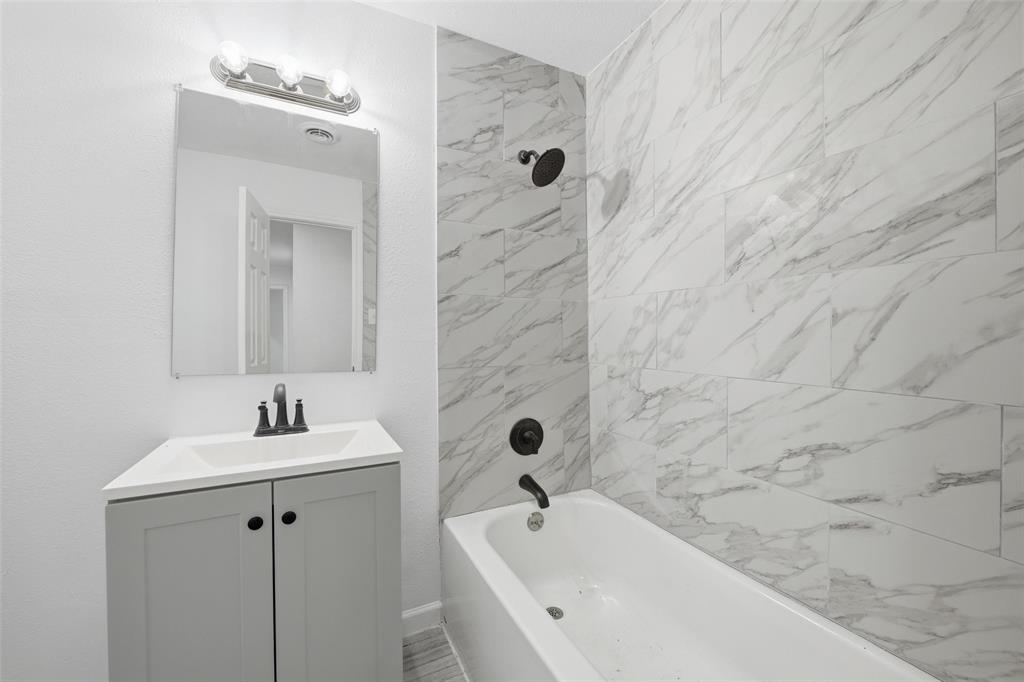 Aka Batte Sub - Commercial Sale