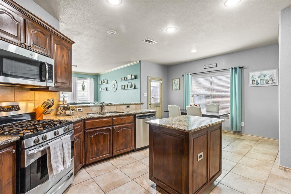 5505 Grayson Ridge Drive