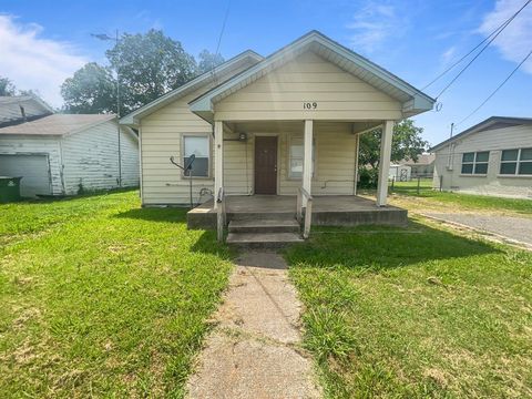 109 S 5th Street Sanger TX 76266