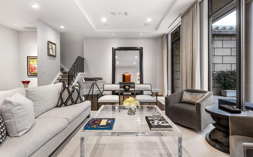 Tower & Regency Row Residence Condo - Residential