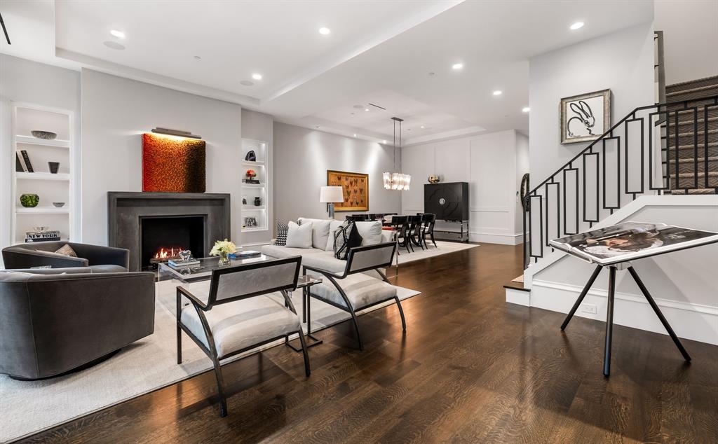 Tower & Regency Row Residence Condo - Residential