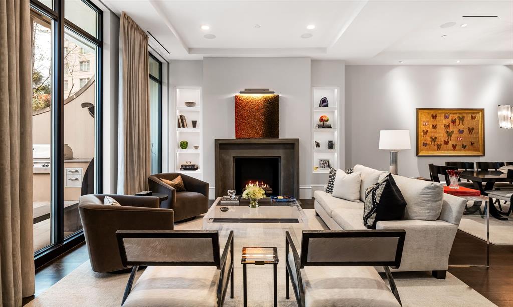 Tower & Regency Row Residence Condo - Residential