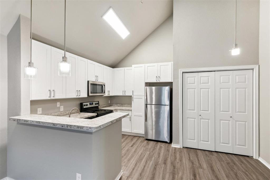 6108 Abrams Road 530