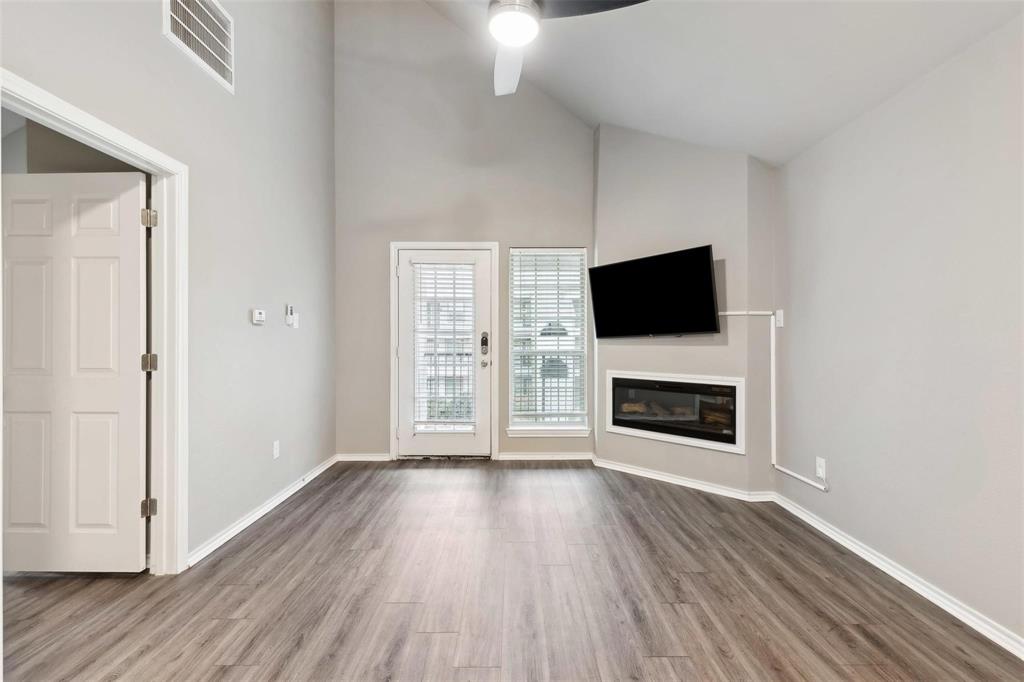 6108 Abrams Road 530