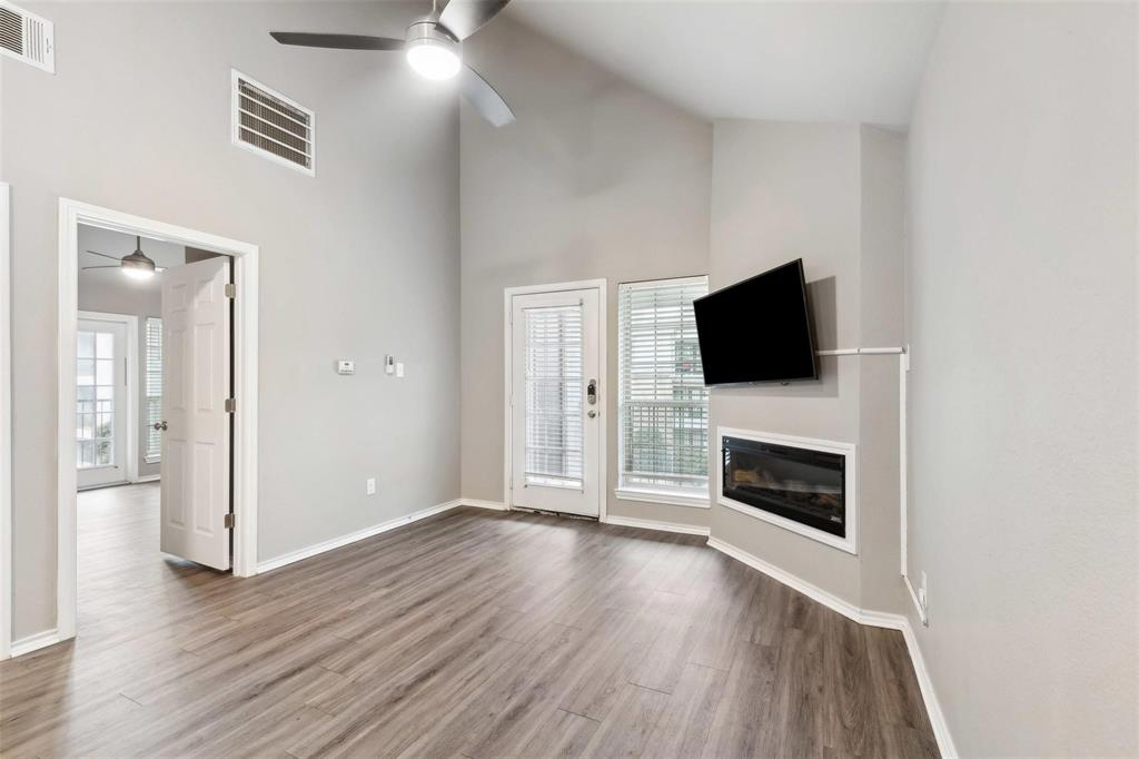6108 Abrams Road 530
