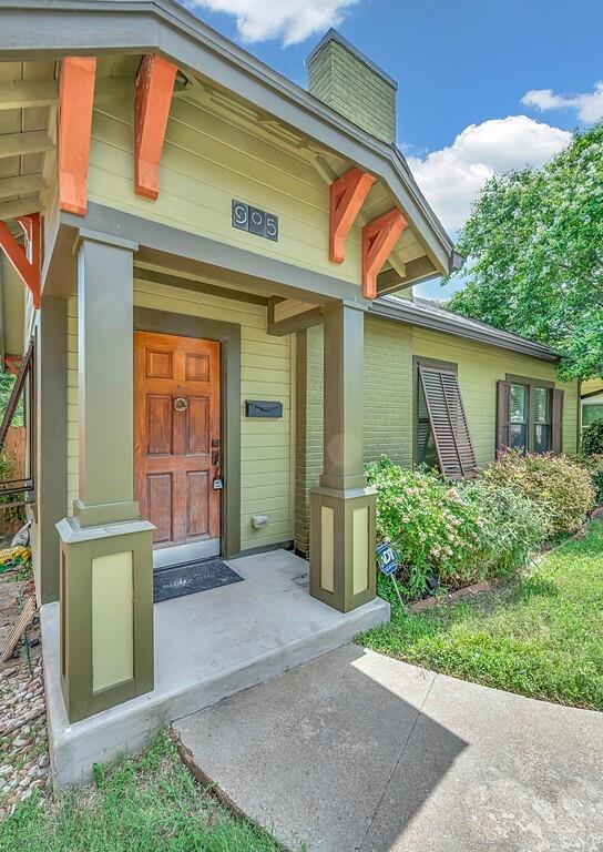 905 N 33rd Street