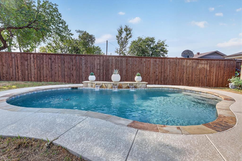 714 Hill City Drive