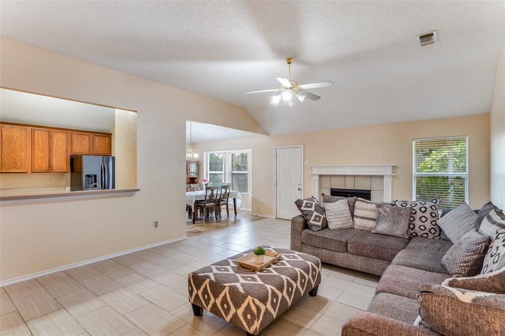 1107 Hidden Glade Drive