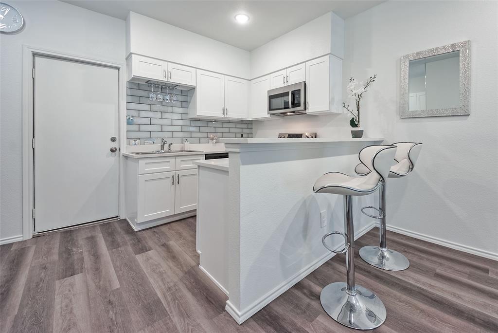 Park Central Condominiums - Residential Lease