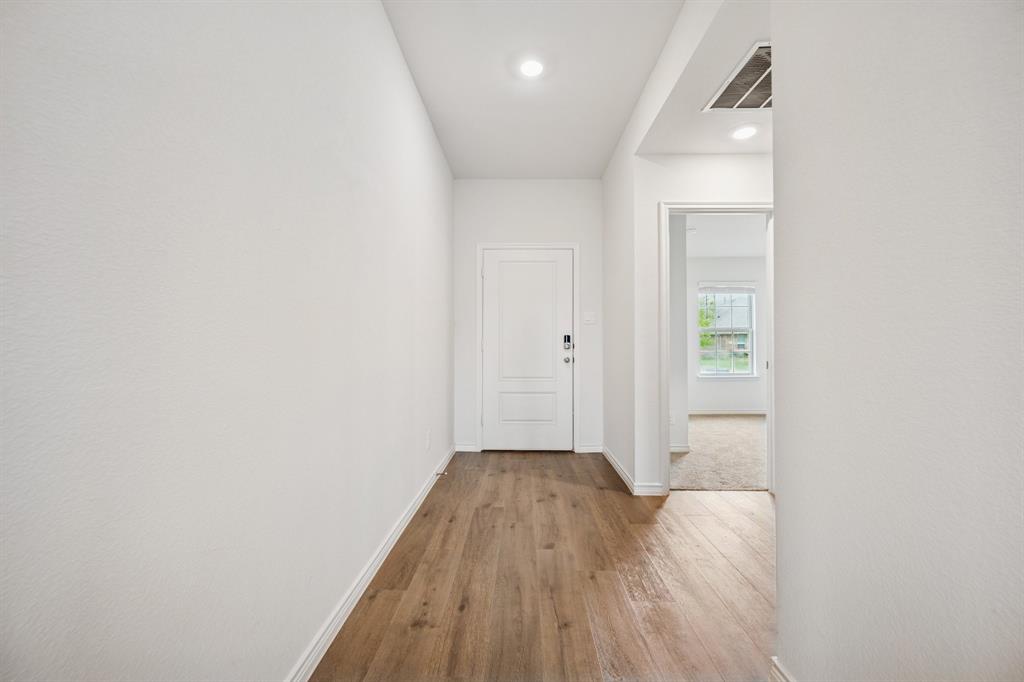 1413 Colonial Bluff Lane