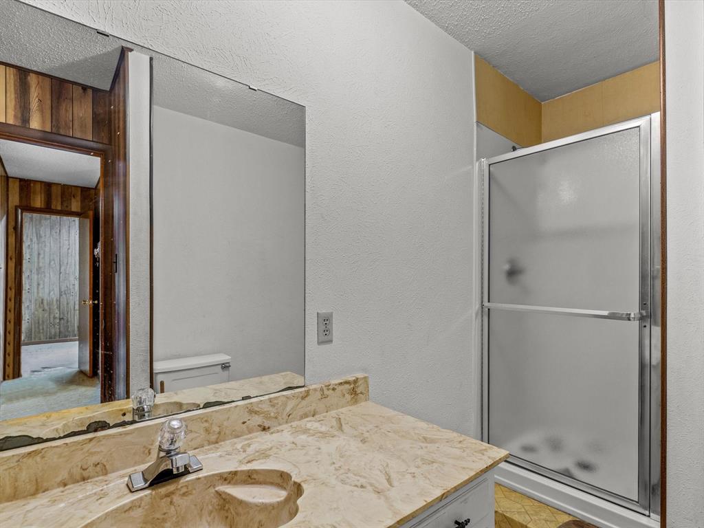 Queens Peak - Residential