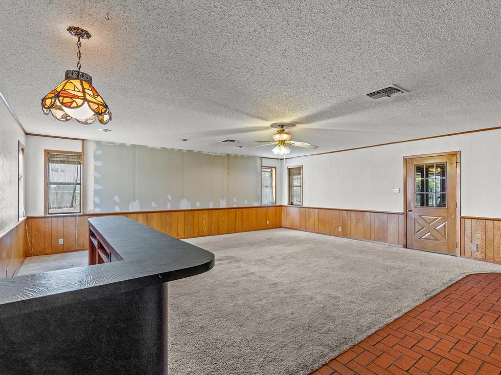 Queens Peak - Residential