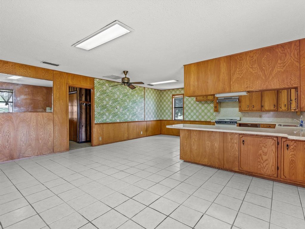 Queens Peak - Residential