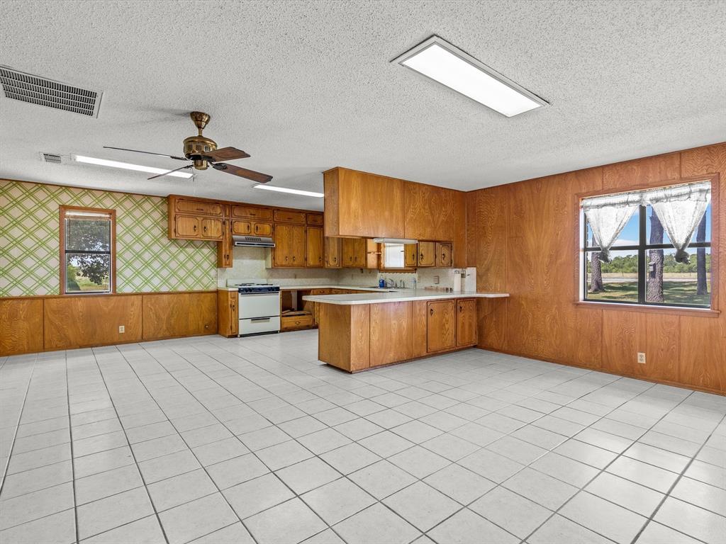 Queens Peak - Residential