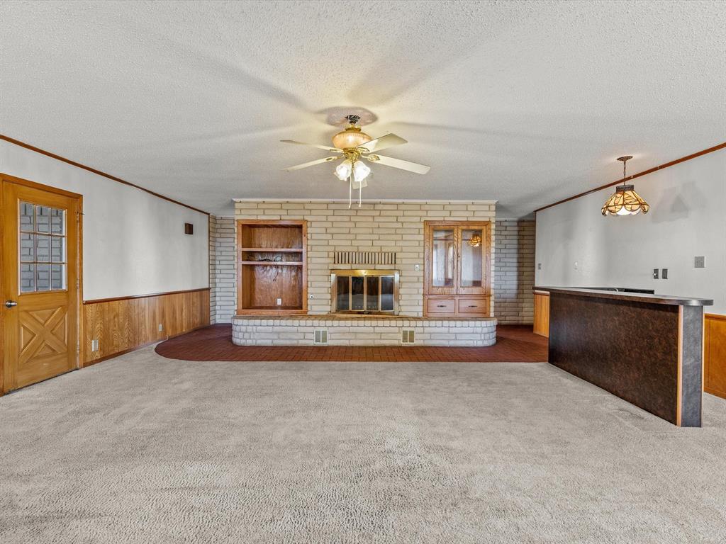 Queens Peak - Residential