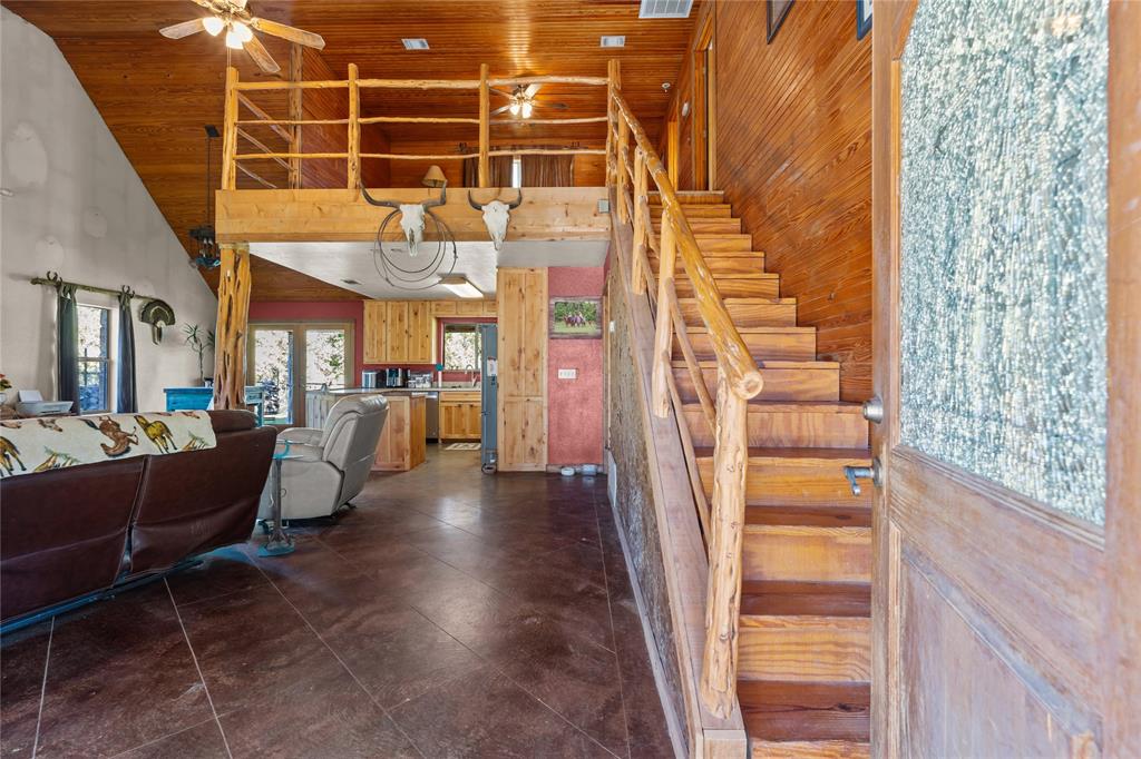 262 N Cheyenne + Trail