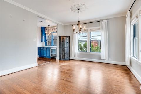 Tiny photo for 5146 Goodwin Ave, Dallas, TX 75206 (MLS # 21156519)