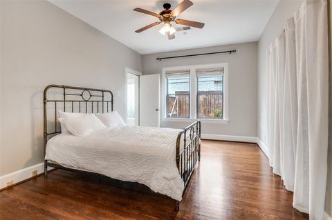Tiny photo for 5146 Goodwin Ave, Dallas, TX 75206 (MLS # 21156519)