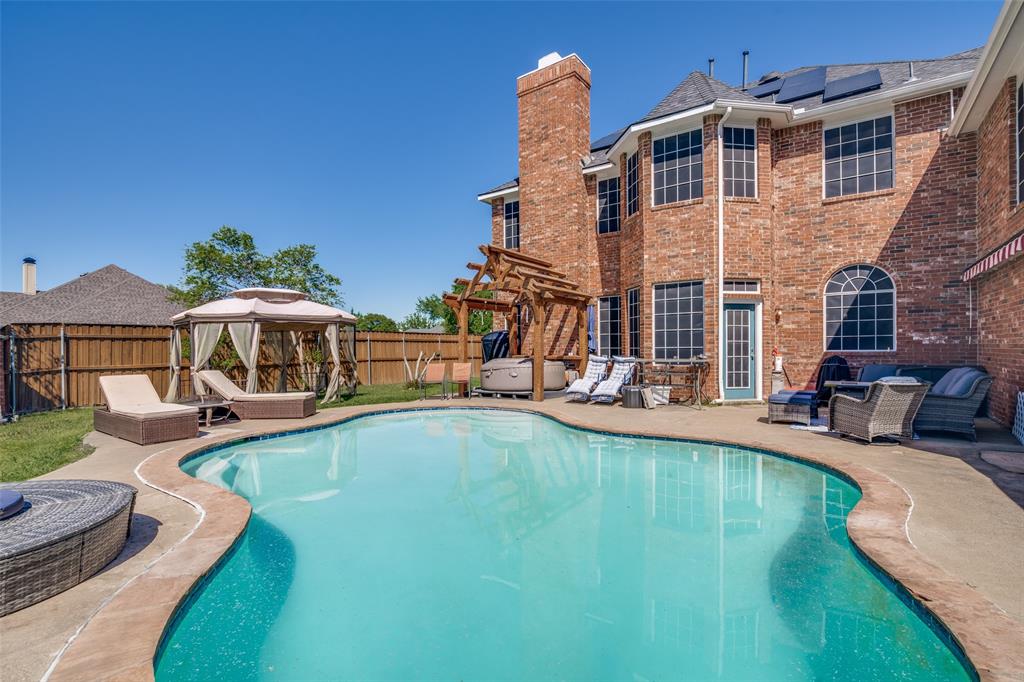 7517 Silverthorn Drive